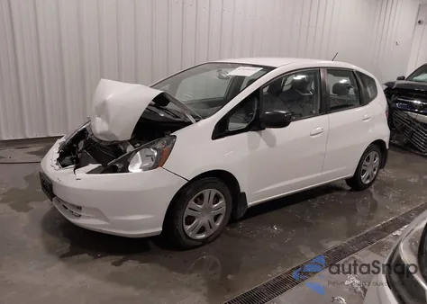 2010 Honda Fit из США, поврежденный, VIN JHMGE8H22AC034069
